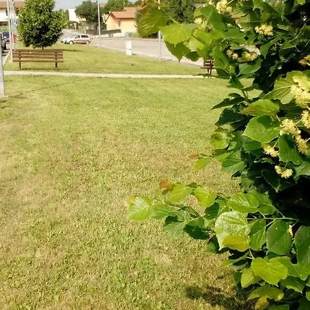 La Cornice Del Garda Apartment *