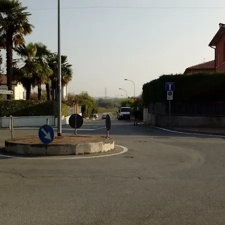 La Cornice Del Garda Apartamento *